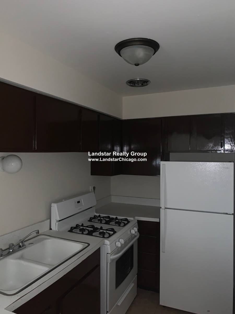 Apartment for rent at 5909 N Kenmore #207, Chicago, IL 60660