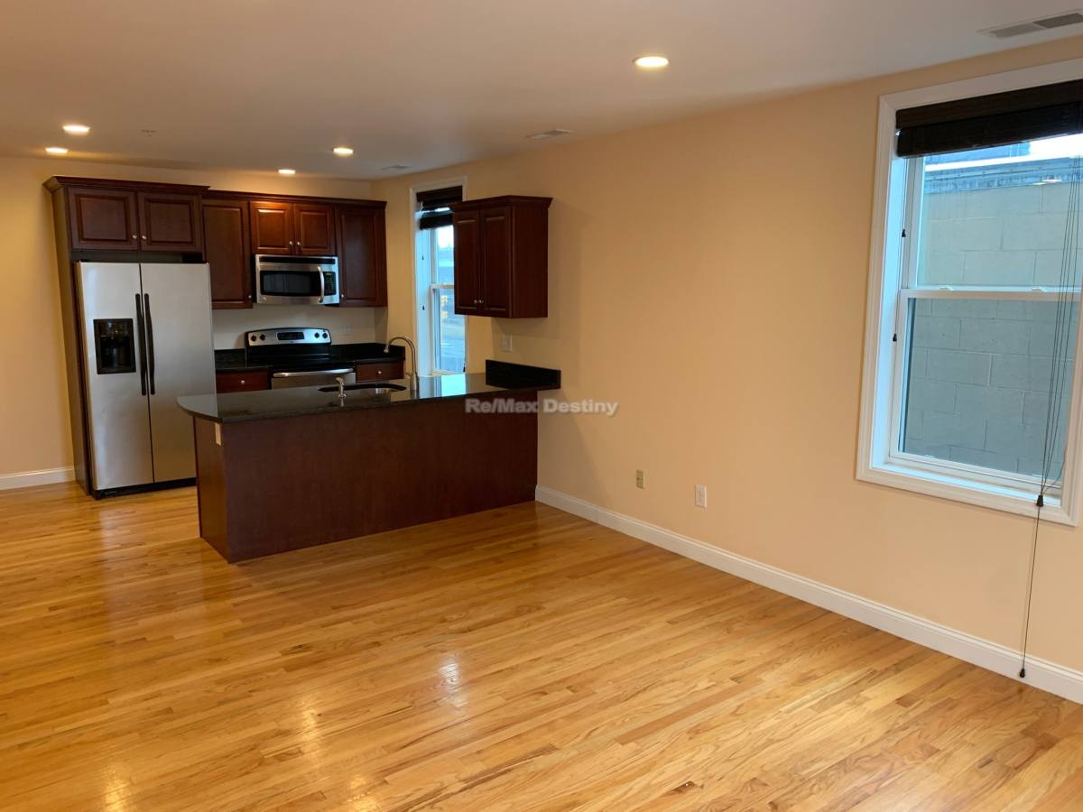 Apartment for rent at 100 Fellsway W #204, Somerville, MA 02145