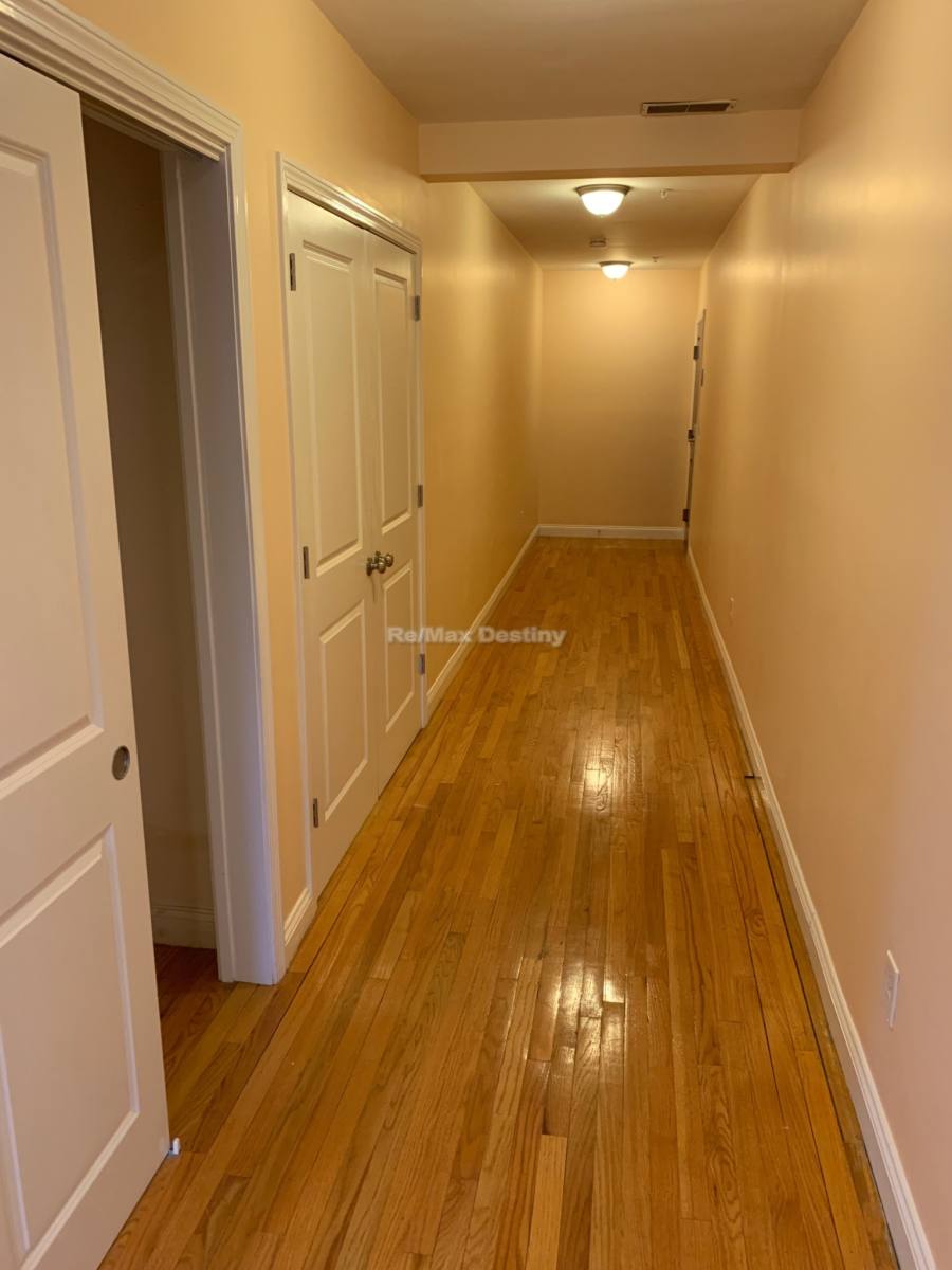 Apartment for rent at 100 Fellsway W #204, Somerville, MA 02145