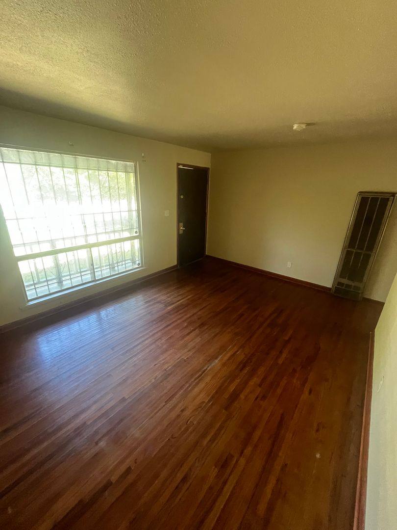 House for rent at 810 E 52nd St N, Tulsa, OK 74126
