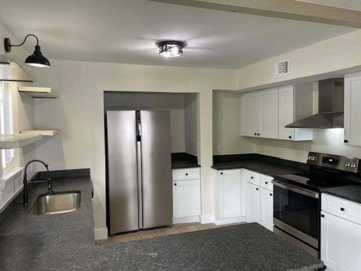 Townhouse for rent at 6905 Cleaton Rd, Columbia, SC 29206