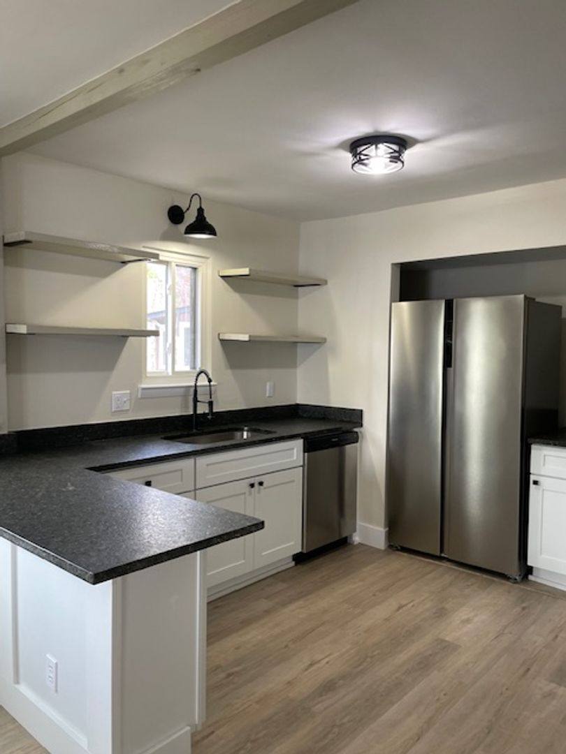 Townhouse for rent at 6905 Cleaton Rd, Columbia, SC 29206