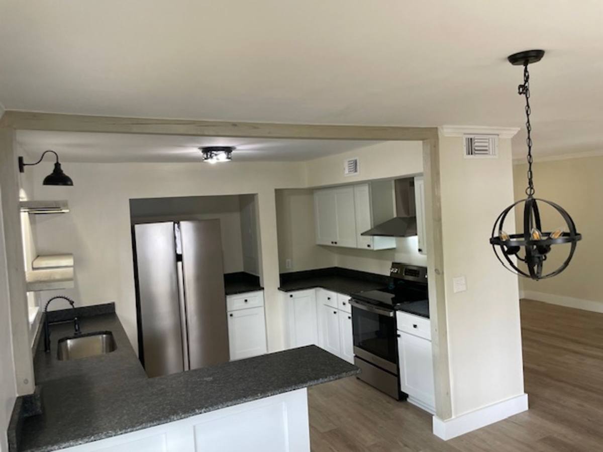 Townhouse for rent at 6905 Cleaton Rd, Columbia, SC 29206