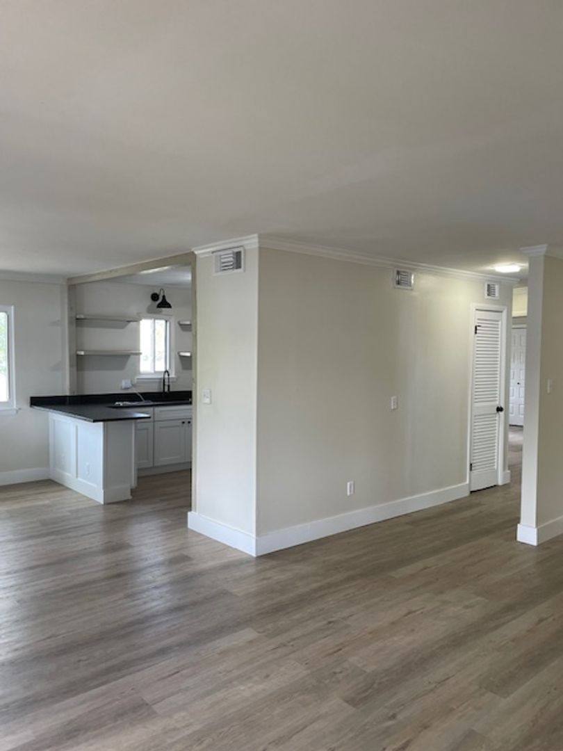 Townhouse for rent at 6905 Cleaton Rd, Columbia, SC 29206