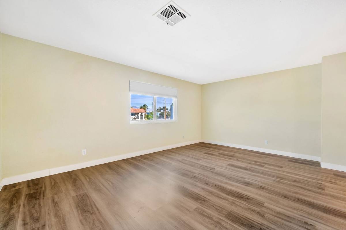Apartment for rent at 4156 Zavala St, Las Vegas, NV 89103