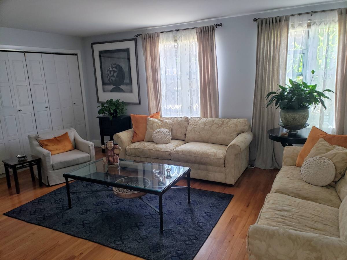 34 Hammond Pond Parkway #2, Chestnut Hill, MA 02467 - Condo for Rent - Image 1