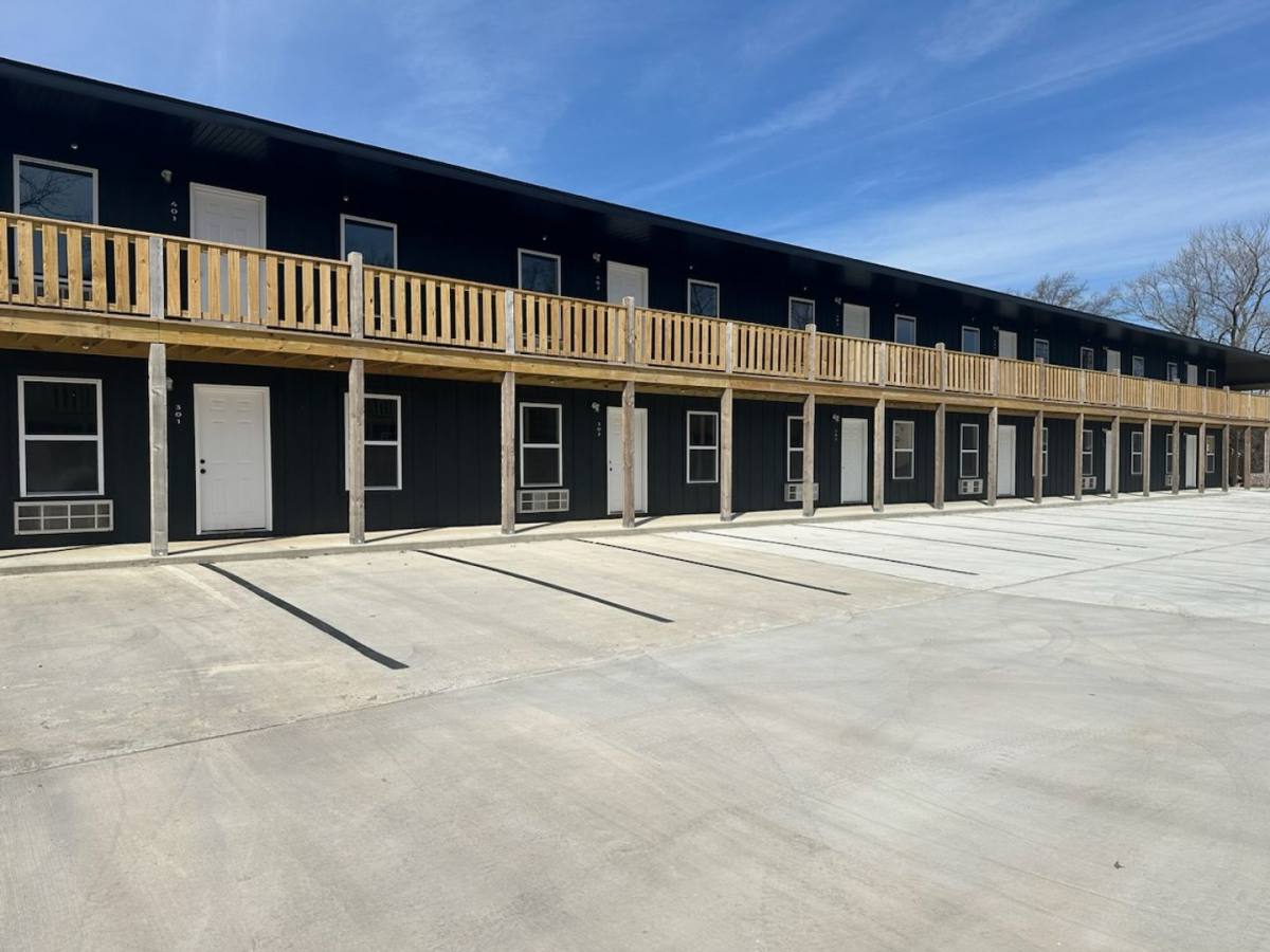 Apartment for rent at 301 W Maple, Marshfield, MO 65706