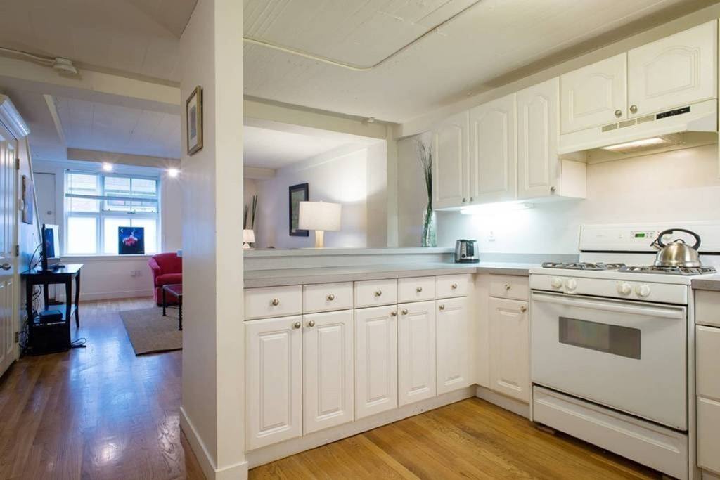 Apartment for rent at 28 Piedmont St #28, Boston, MA 02116