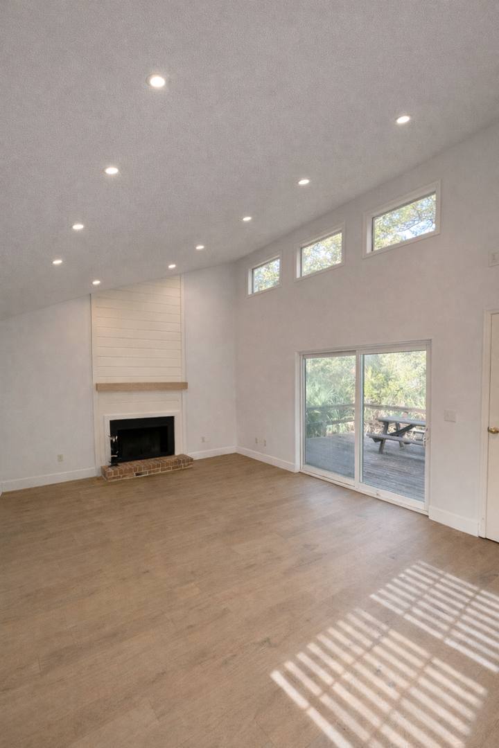 63 Navigator Lane, Savannah, GA 31410 - Townhouse for Rent - Image 2