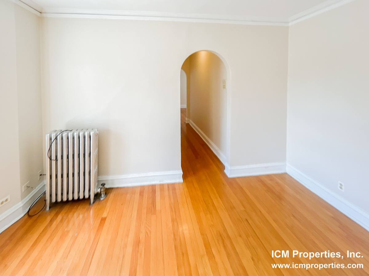 Apartment for rent at 4500 N Ashland #3W, Chicago, IL 60640
