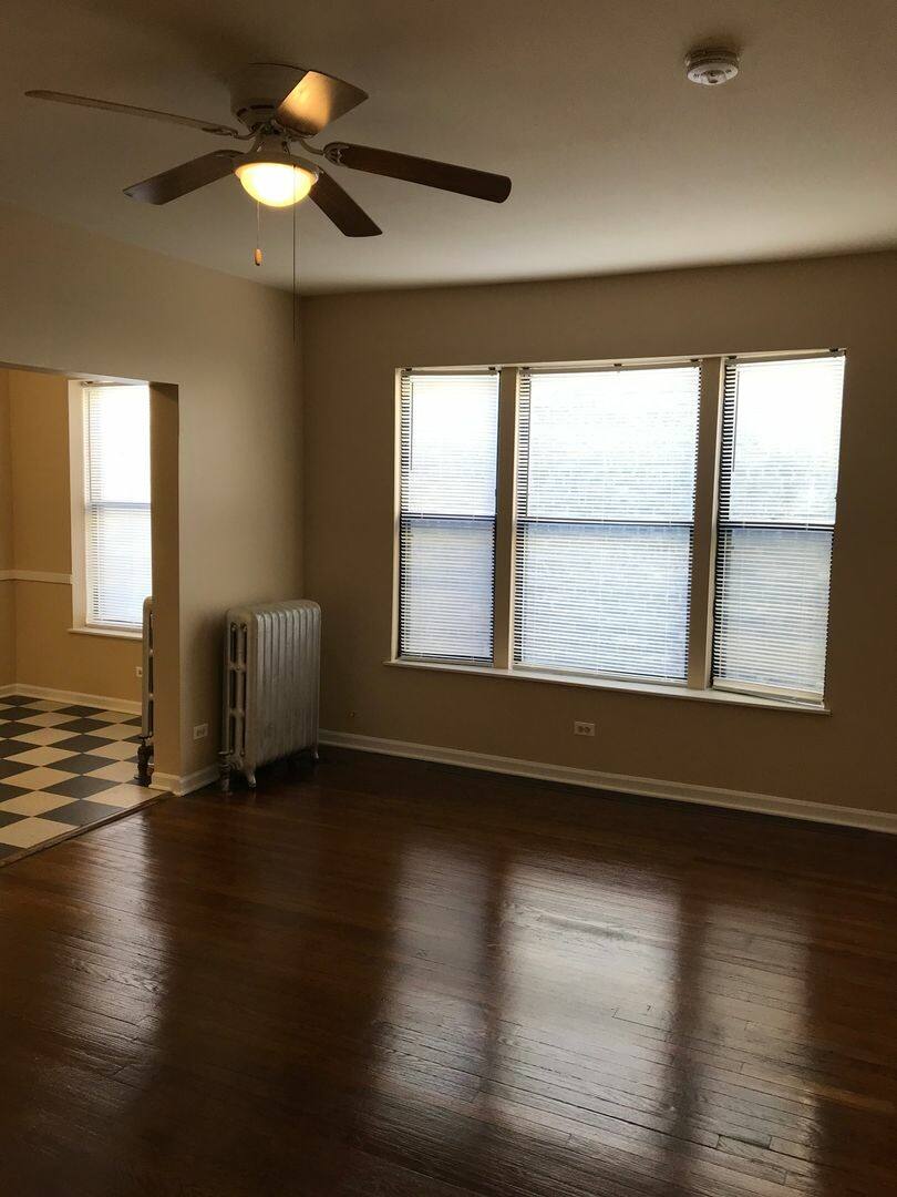 Apartment for rent at 7728 N Marshfield #3B, Chicago, IL 60626