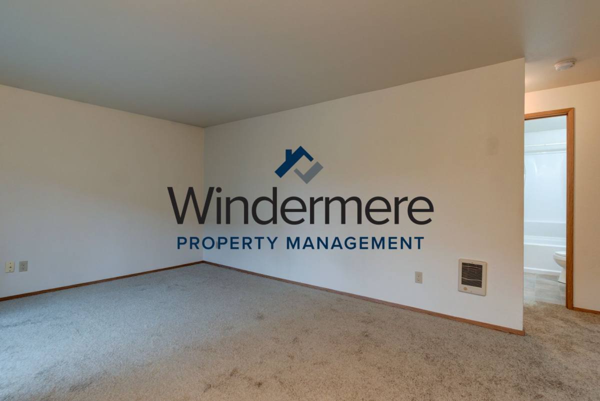 Apartment for rent at 106 S Main St, Coupeville, WA 98239