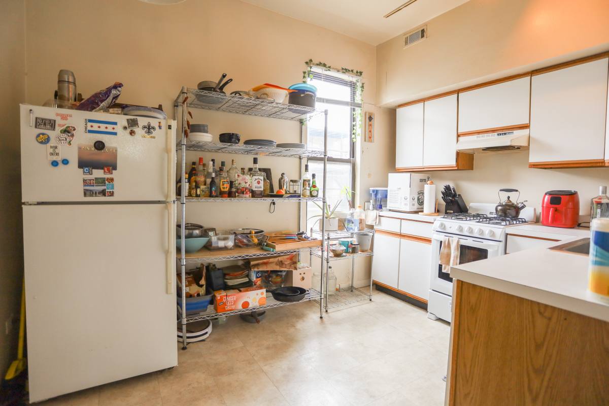 Apartment for rent at 1454 W Erie #2W, Chicago, IL 60642