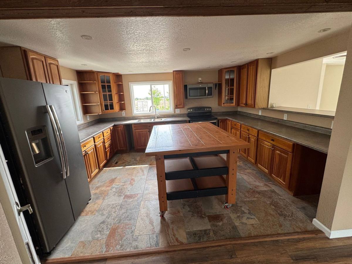 House for rent at 17252 County Rd, Sterling, CO 80751