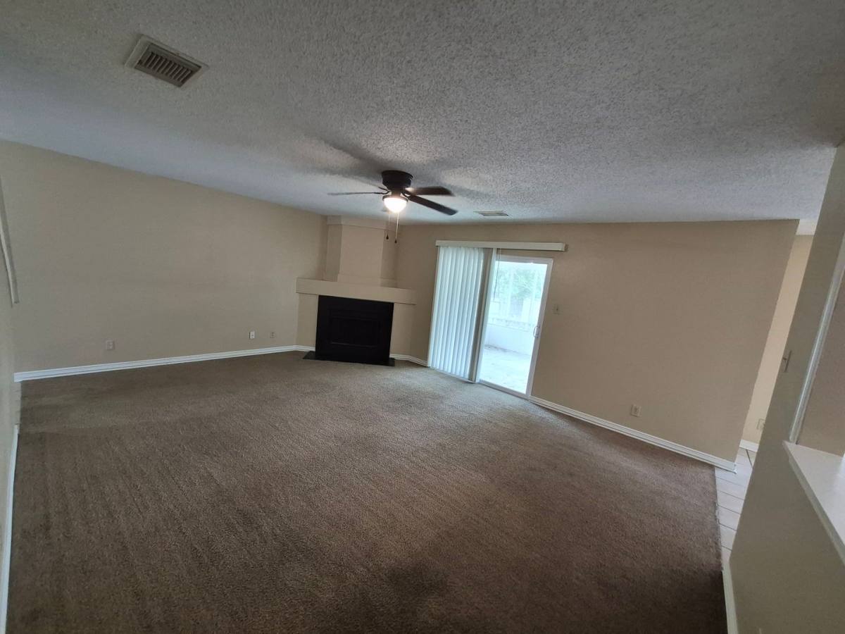 House for rent at 8007 Chestnut Bluff Dr, Converse, TX 78109