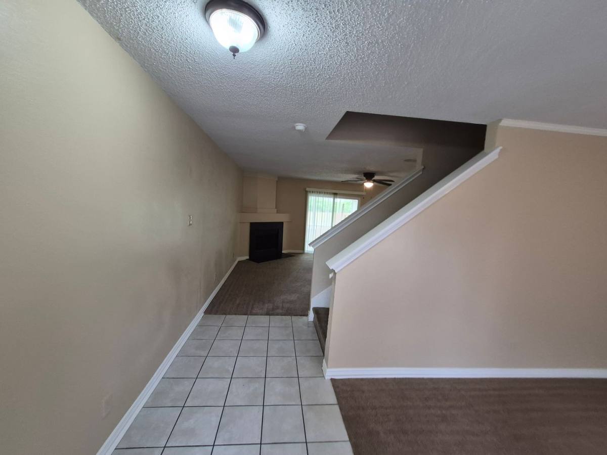 House for rent at 8007 Chestnut Bluff Dr, Converse, TX 78109