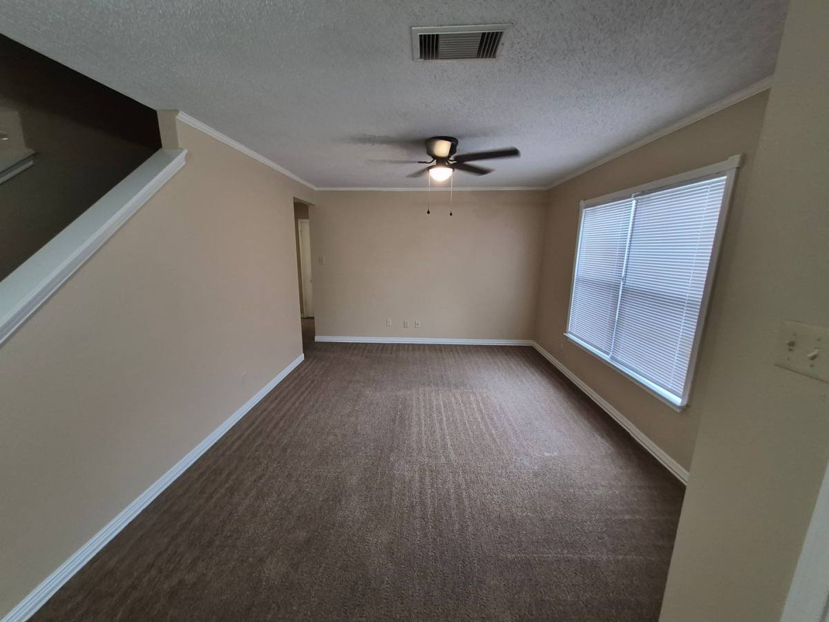 House for rent at 8007 Chestnut Bluff Dr, Converse, TX 78109