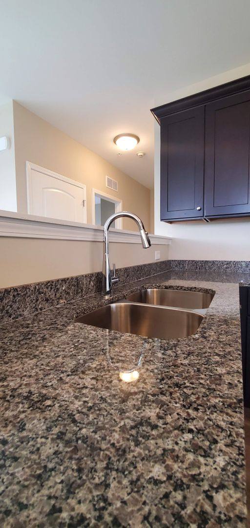 Apartment for rent at 511 Timber Pointe Dr, Joliet, IL 60431