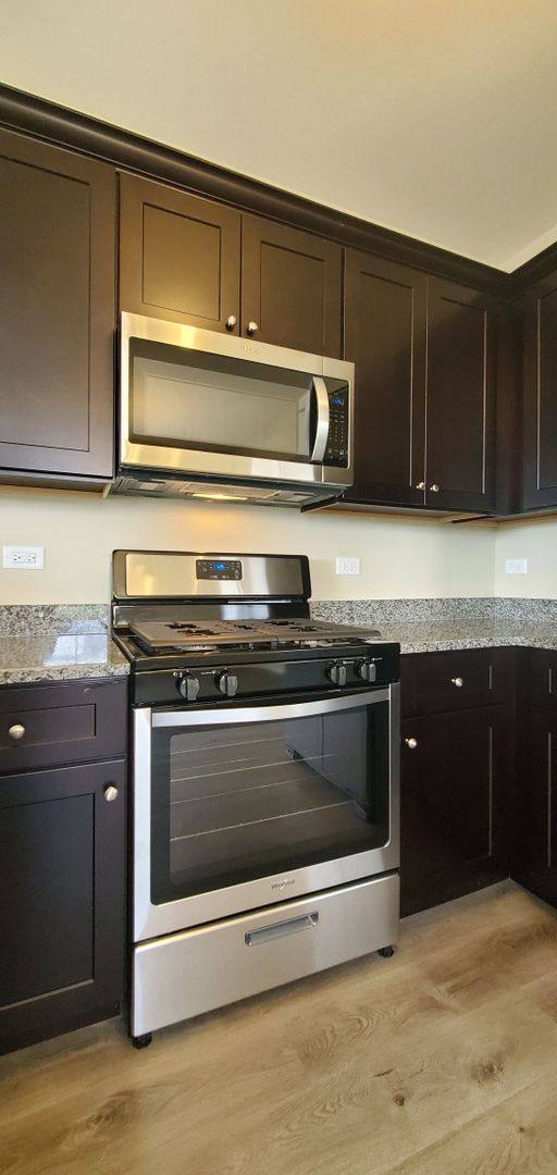 Apartment for rent at 511 Timber Pointe Dr, Joliet, IL 60431