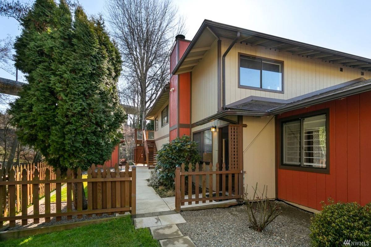 Apartment for rent at 15422 40th Ave S, Seattle, WA 98188