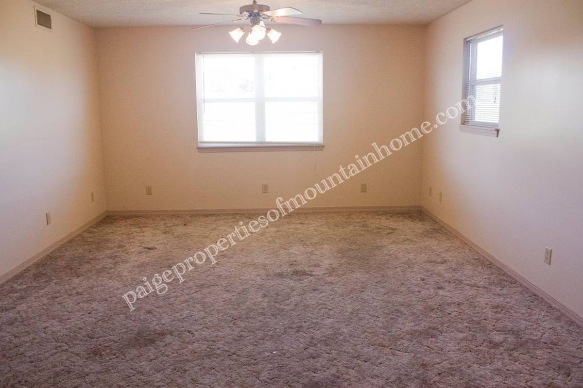 Apartment for rent at 68 N Star Circle, Mountain Home, AR 72653