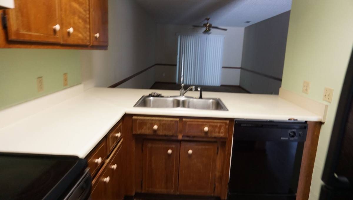 Condo for rent at 2406 Bemiss Rd, Valdosta, GA 31602