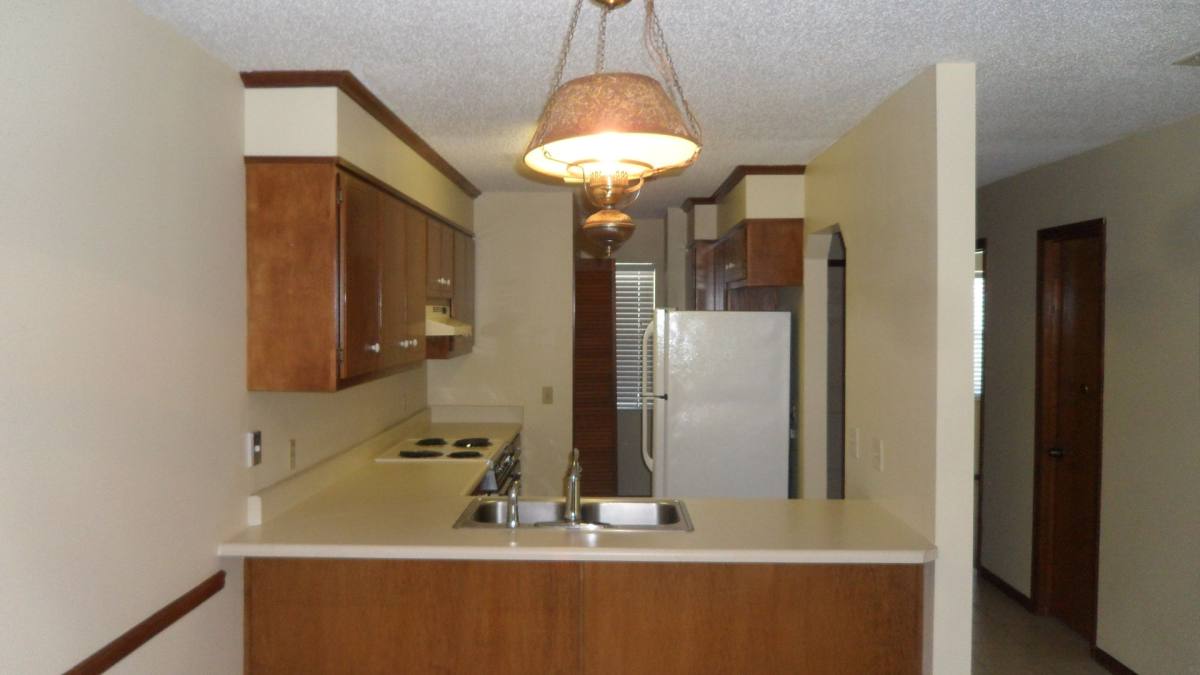 Condo for rent at 2406 Bemiss Rd, Valdosta, GA 31602