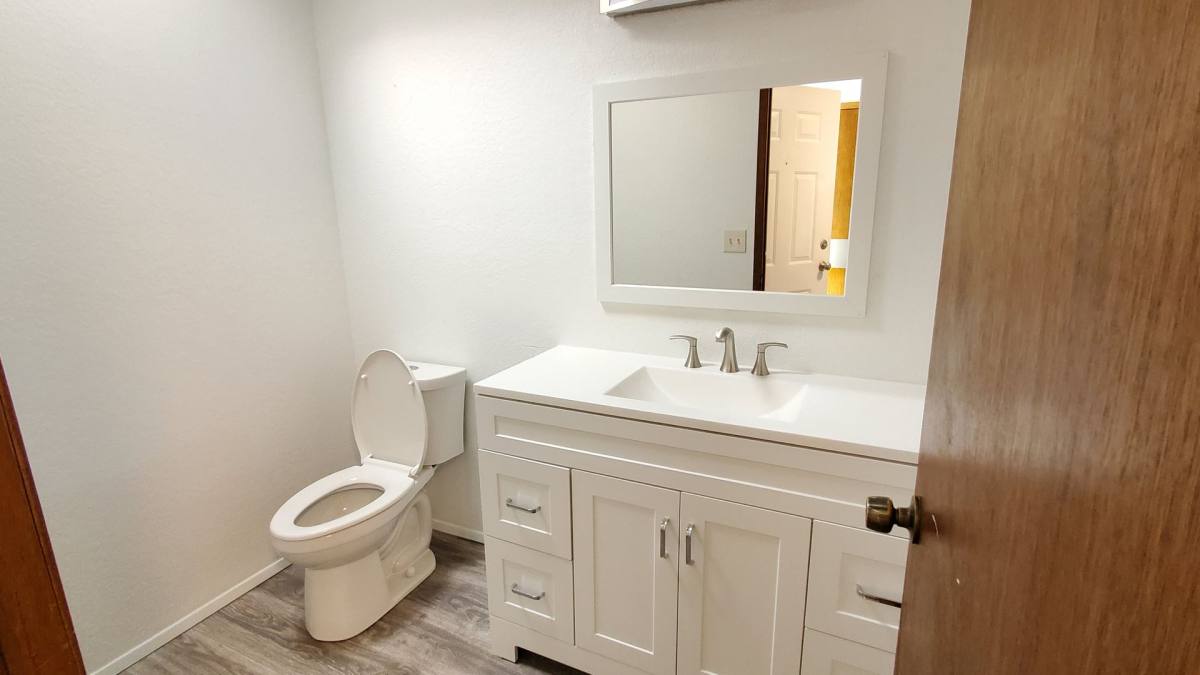 Townhouse for rent at 20119 28th Ave W, Lynnwood, WA 98036