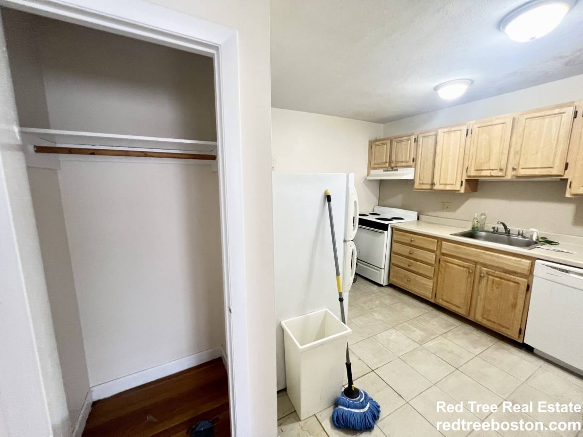 Apartment for rent at 84 Gardner St #21, Allston, MA 02134