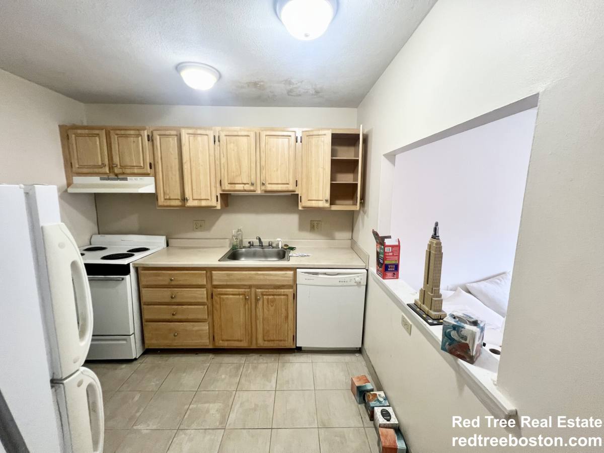 Apartment for rent at 84 Gardner St #21, Allston, MA 02134