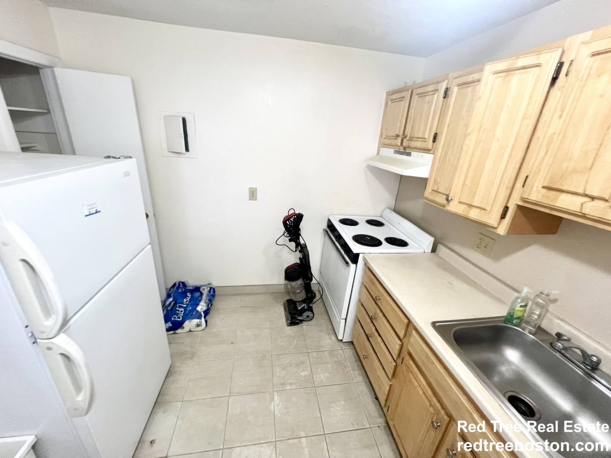 Apartment for rent at 84 Gardner St #21, Allston, MA 02134