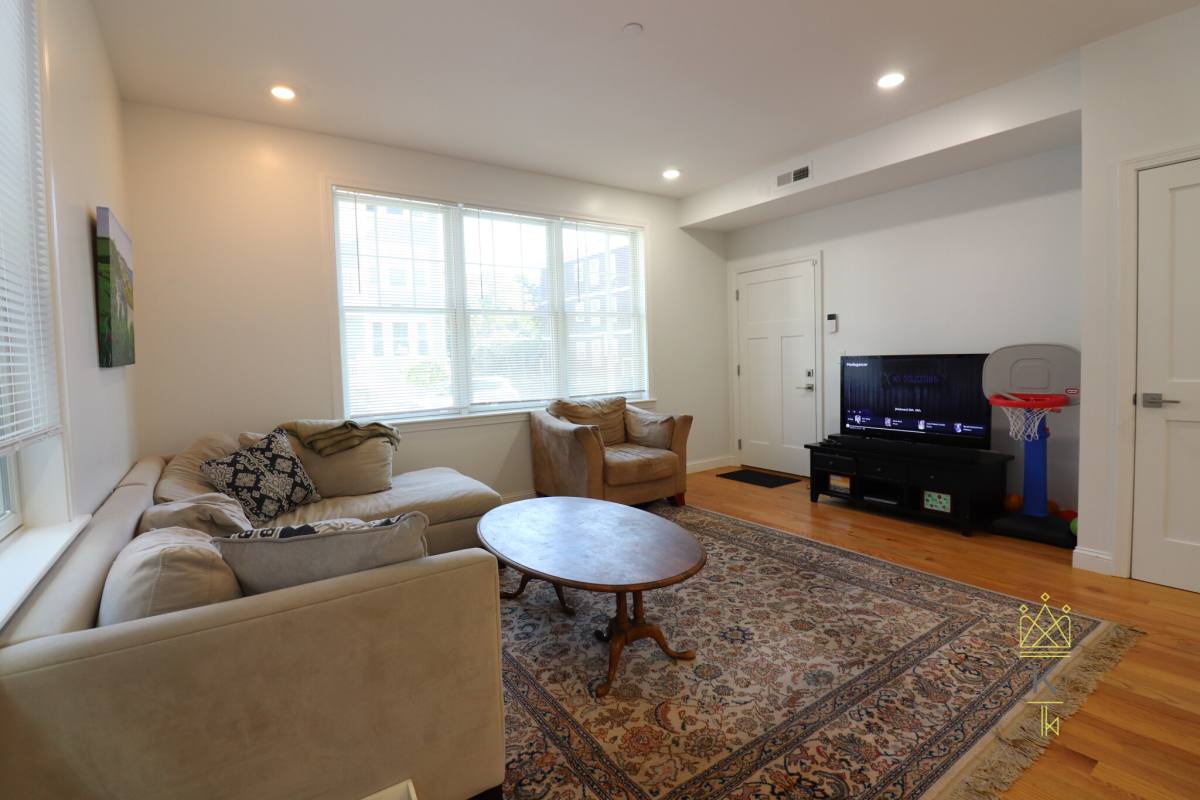 Apartment for rent at 81 Ballou Ave #1, Dorchester Center, MA 02124