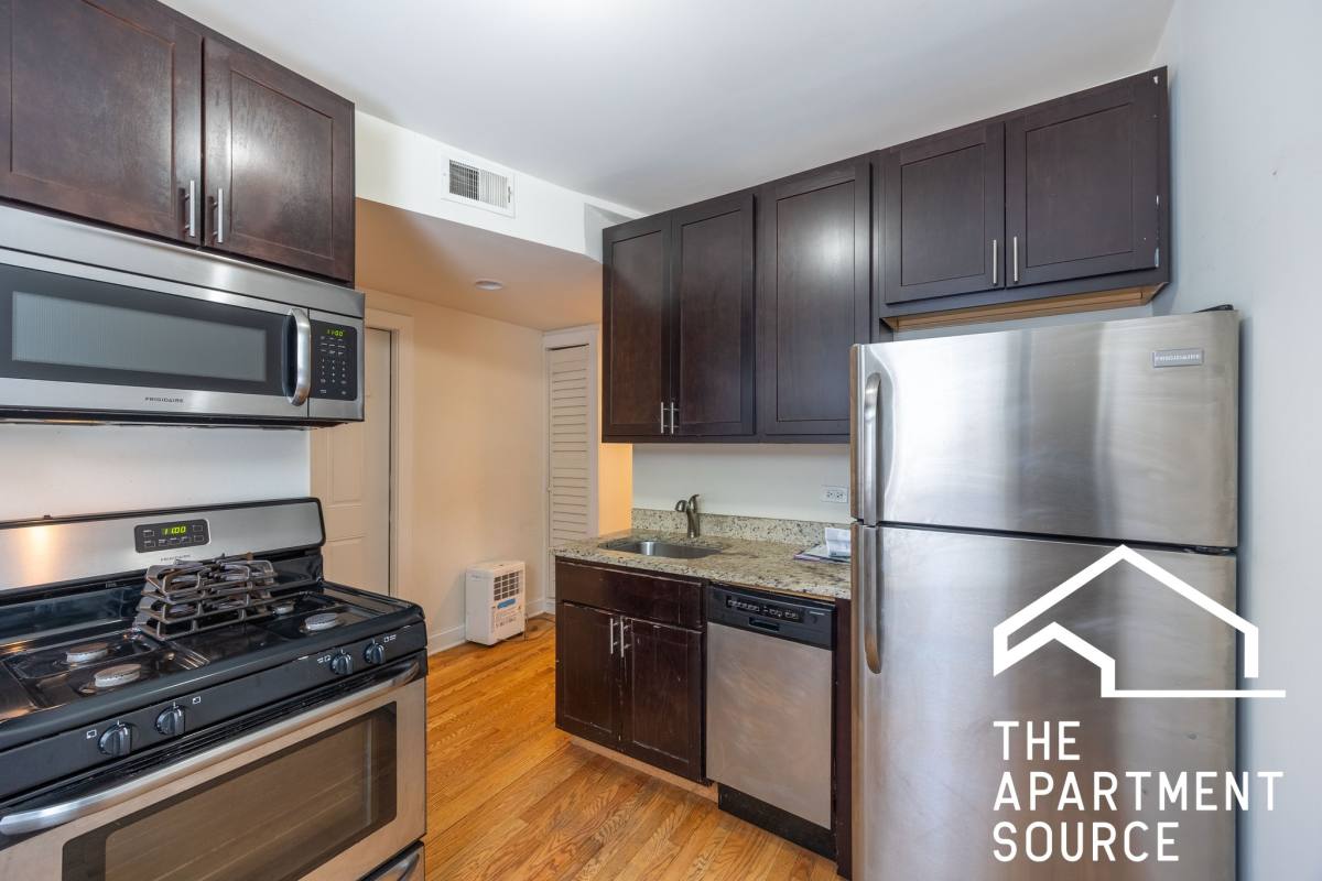 Apartment for rent at 40365 N Ashland Ave #GDS, Chicago, IL 60613