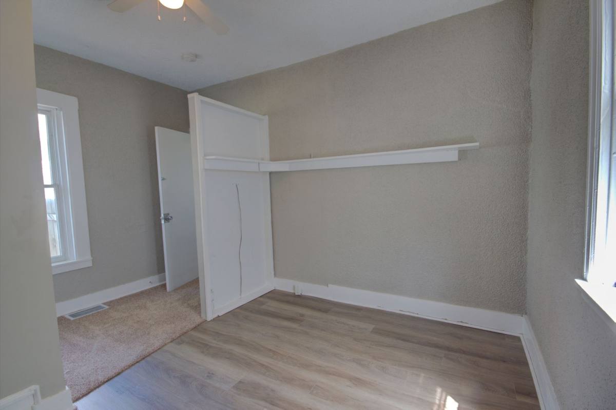 Apartment for rent at 1607 W 2nd St, Davenport, IA 52802