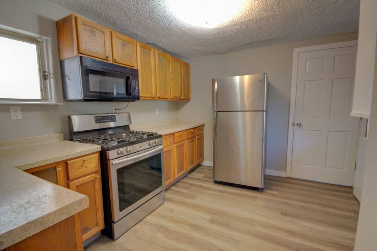 Apartment for rent at 1607 W 2nd St, Davenport, IA 52802