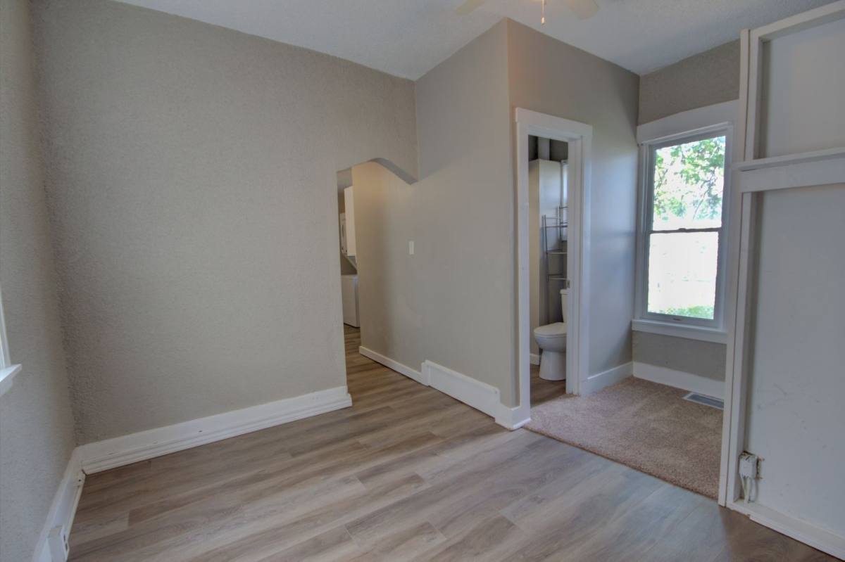 Apartment for rent at 1607 W 2nd St, Davenport, IA 52802