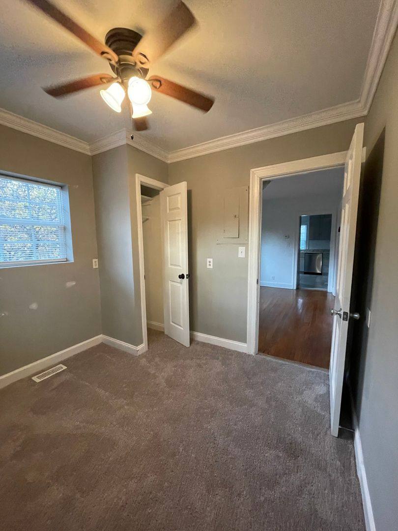 Apartment for rent at 230 N Hume St, Gallatin, TN 37066