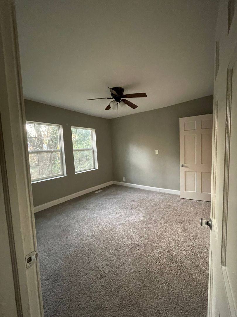 Apartment for rent at 230 N Hume St, Gallatin, TN 37066