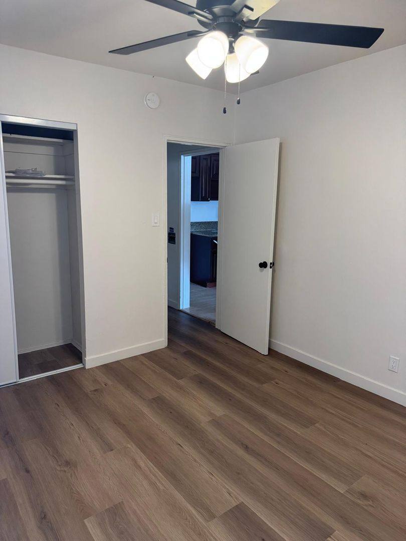 Apartment for rent at 11207 S Prairie Ave, Inglewood, CA 90303