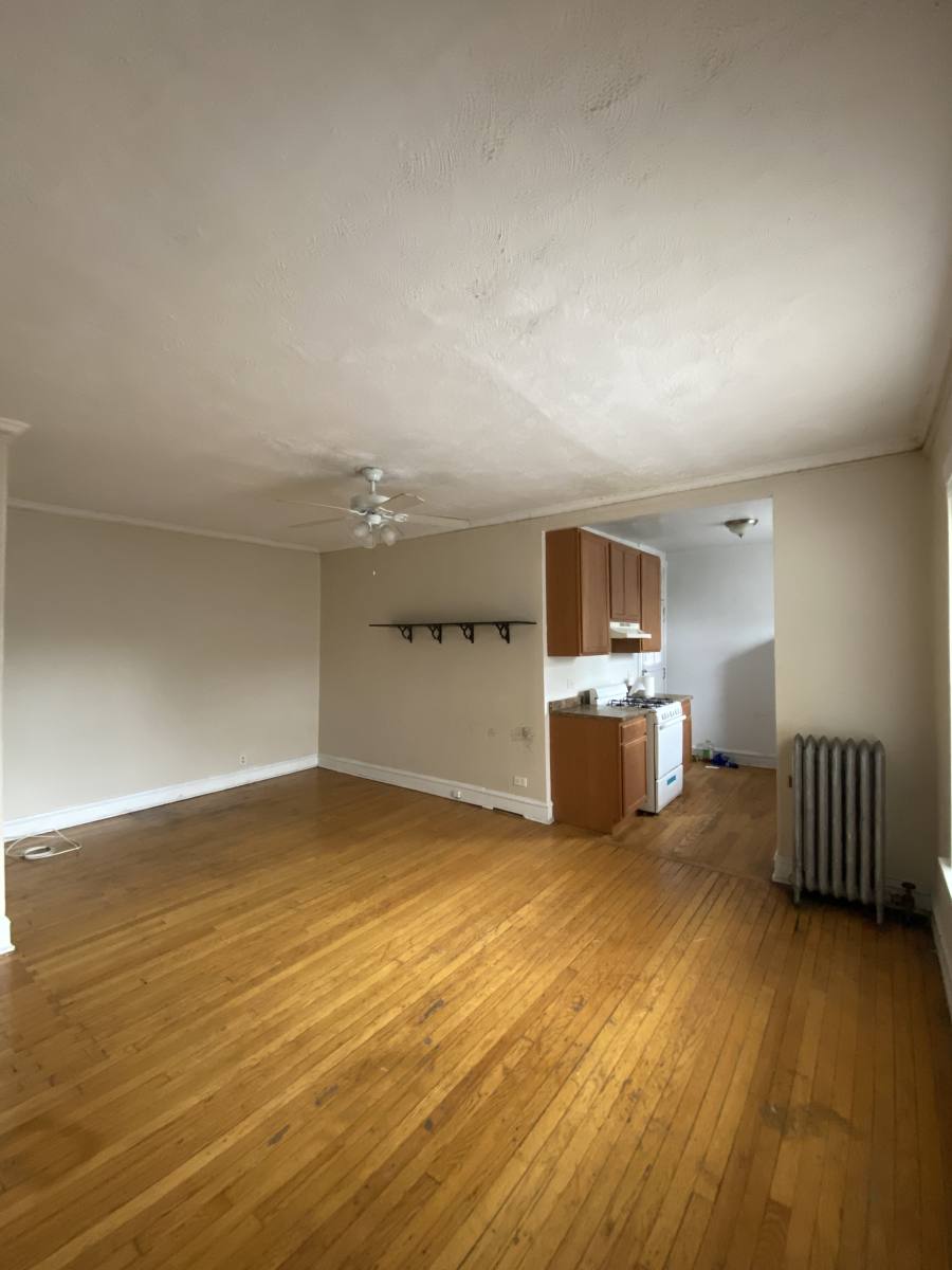 Apartment for rent at 804 Sherman #1, Evanston, IL 60202