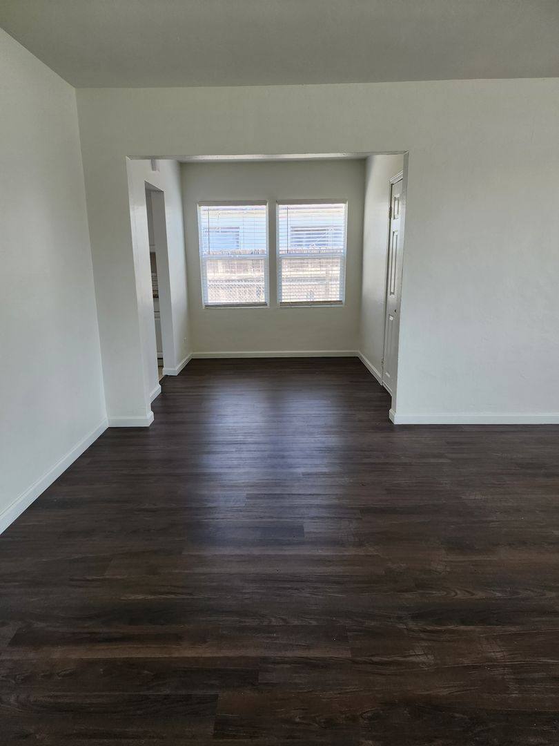 House for rent at 2309 Manor St, Bakersfield, CA 93308