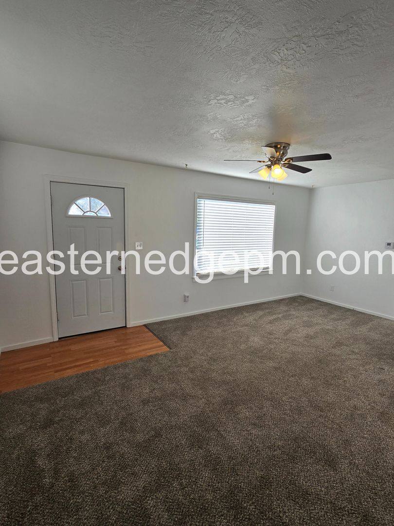Apartment for rent at 305-339 NW 8th Ave, Ontario, OR 97914