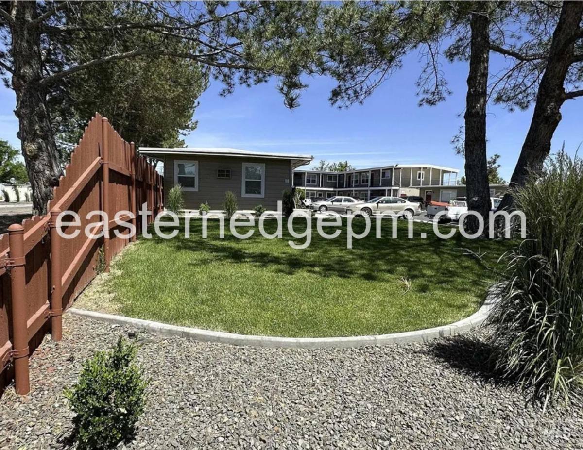 Apartment for rent at 305-339 NW 8th Ave, Ontario, OR 97914