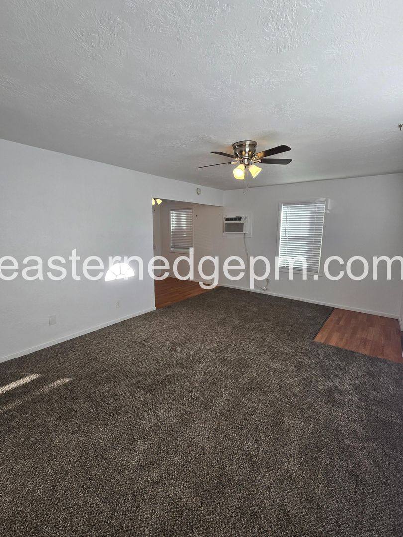 Apartment for rent at 305-339 NW 8th Ave, Ontario, OR 97914