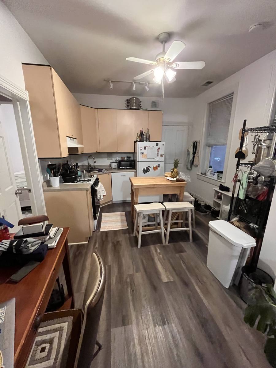 Apartment for rent at 1453 W Thomas St #1R, Chicago, IL 60642