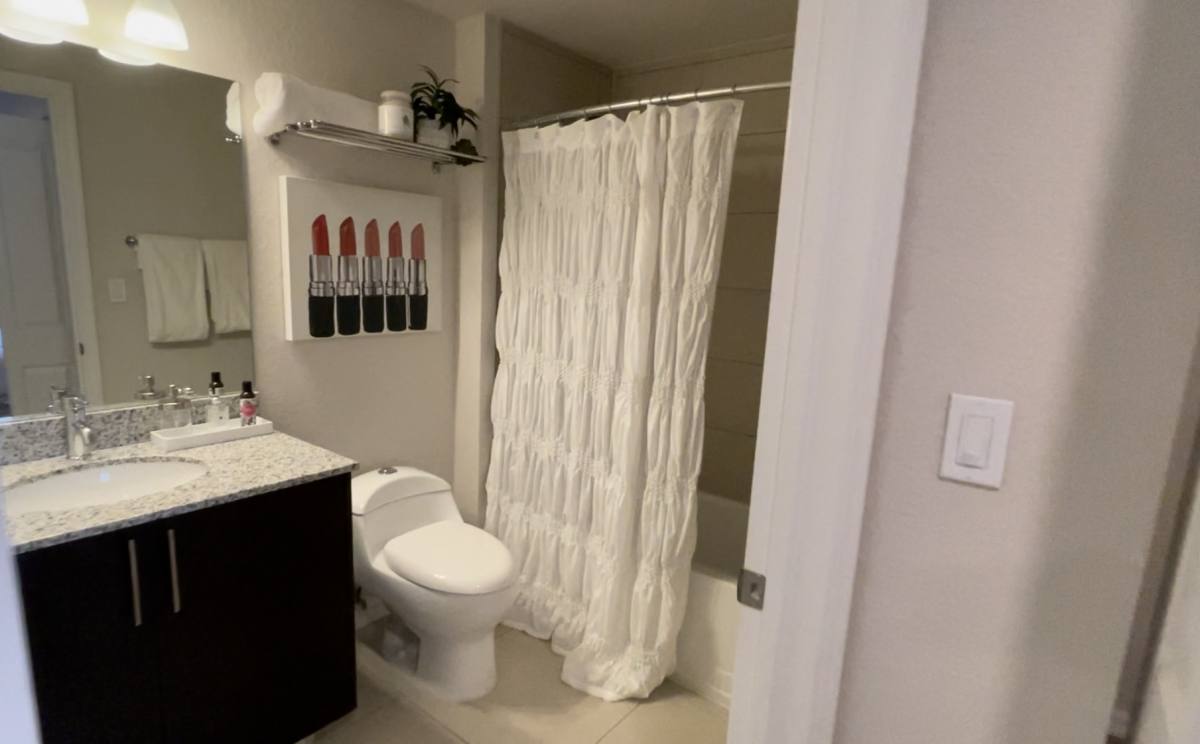 Apartment for rent at 1537 SW 70th Ave #421, Miami, FL 33144