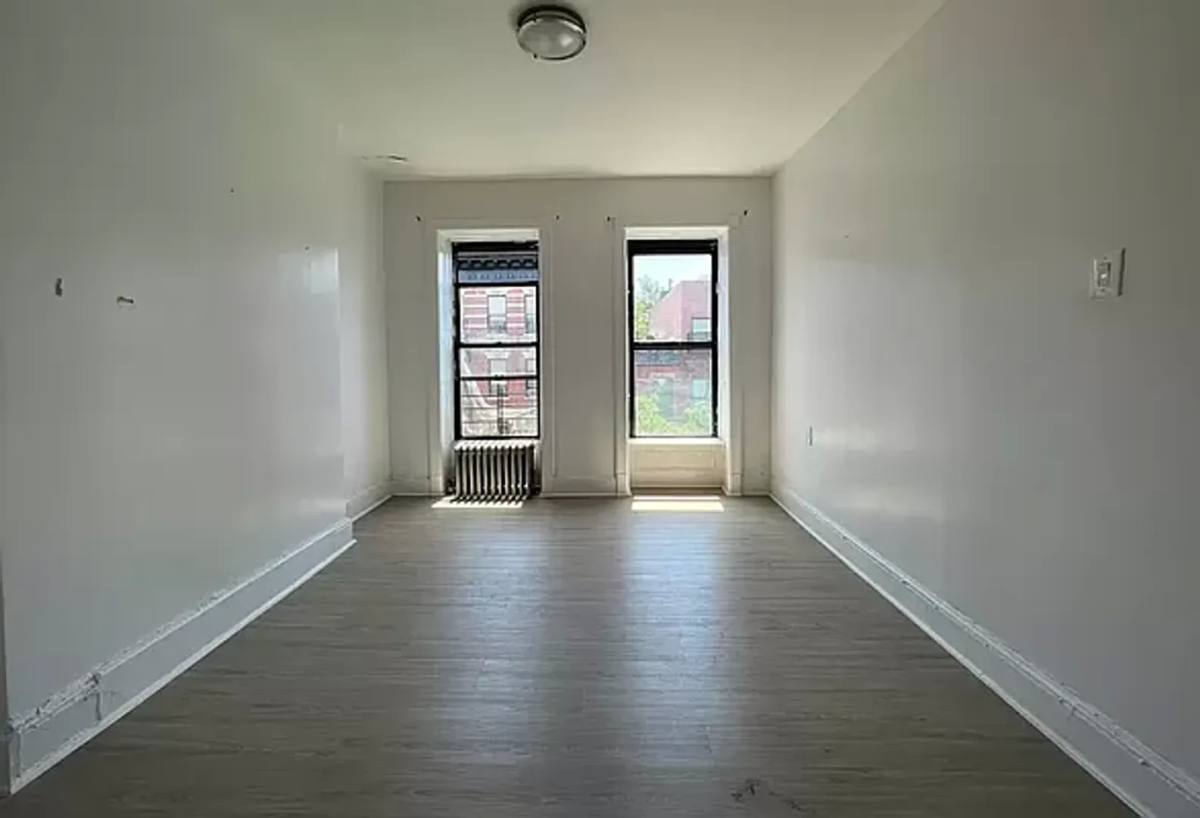 Apartment for rent at 169 E 105th St, New York, NY 10029