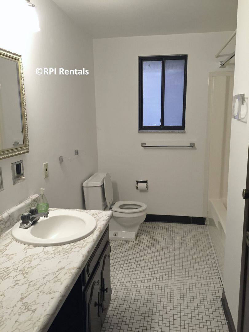 Townhouse for rent at 778 Locust Ridge Dr, Pittsburgh, PA 15209