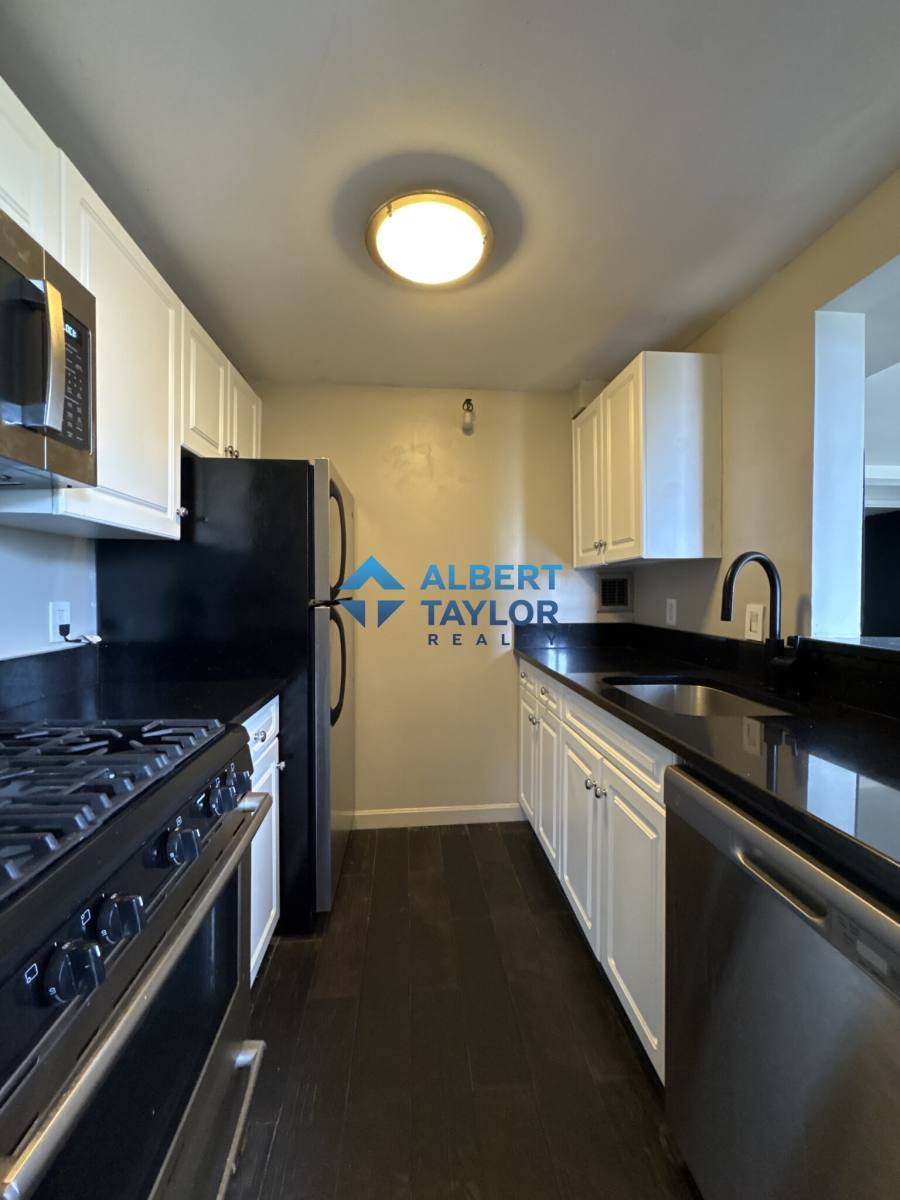 Apartment for rent at 42 8th St #1501, Charlestown, MA 02129