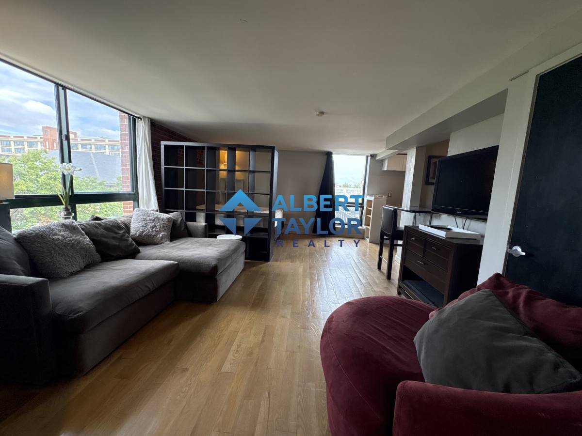 Apartment for rent at 42 8th St #1501, Charlestown, MA 02129